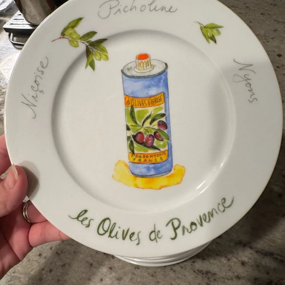 Crate&Barrel “Les Olives de Provence ” Appetizer Plate set